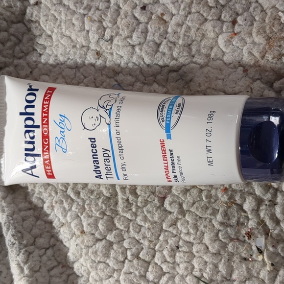 (3) EUCERIN BABY 🍼 PRODUCTS: SHAMPOO & WASH & ECZEMA CREAM & AQUAPHOR OINTMENT - Picture 4 of 4